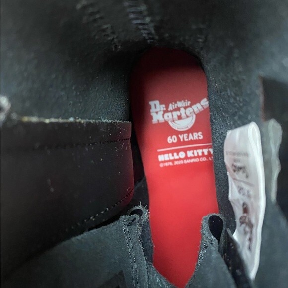 NWT Dr. Martens Jadon Hello Kitty Boots Combat Platform Y2K Size 5 - Picture 12 of 12